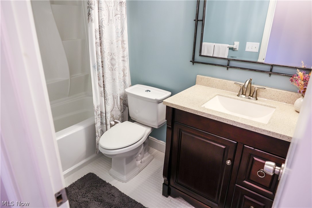 1145 Canyon View Road Sagamore Hills OH 44067