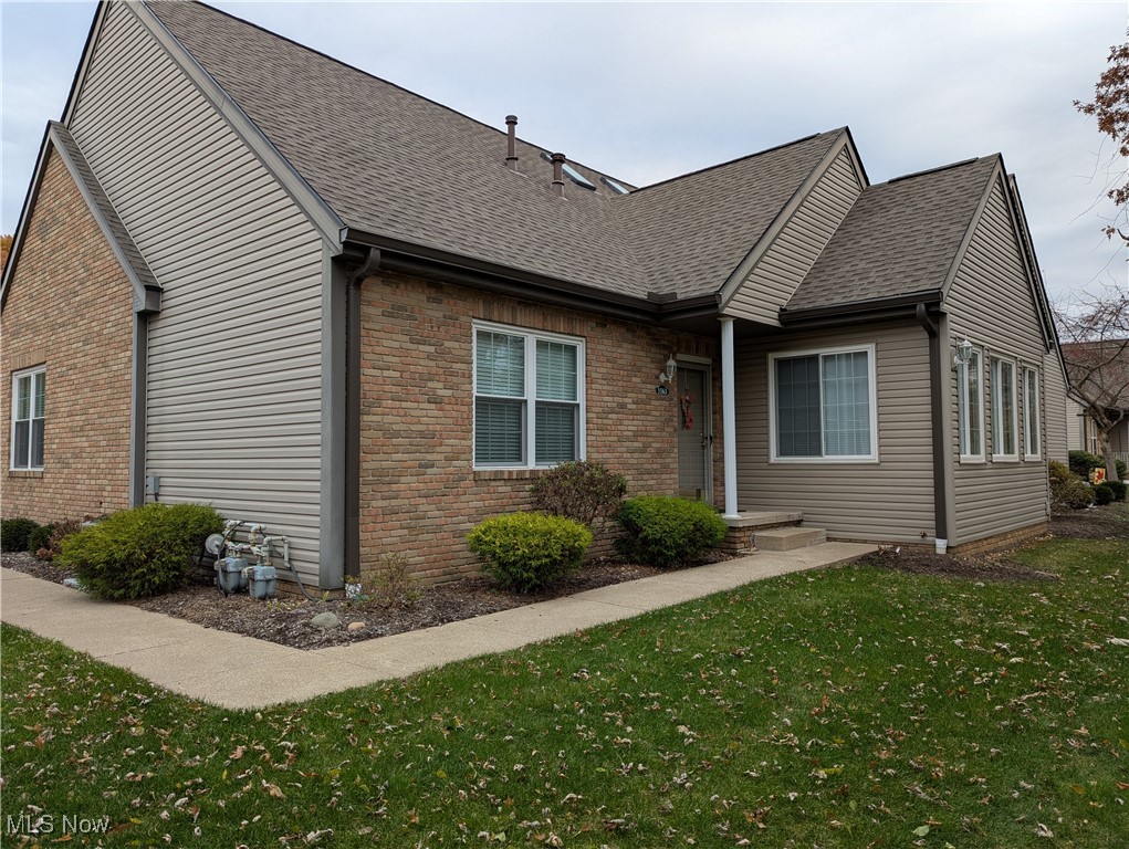 1563 Cambridge Avenue SW North Canton OH 44709