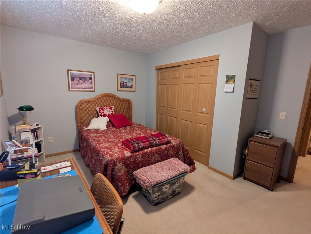1563 Cambridge Avenue SW North Canton OH 44709