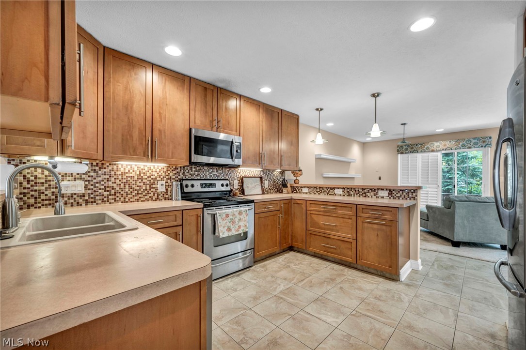 772 Wildberry Circle Avon Lake OH 44012
