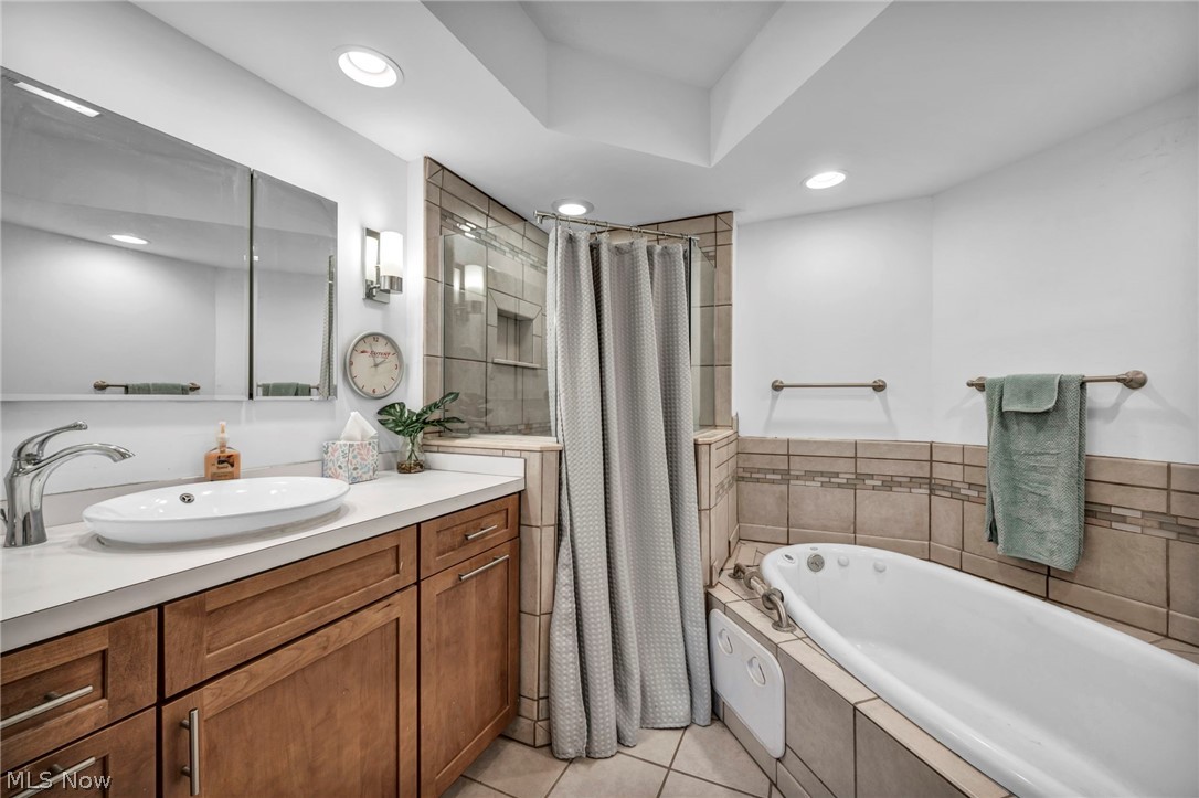 772 Wildberry Circle Avon Lake OH 44012