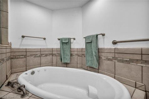 772 Wildberry Circle Avon Lake OH 44012