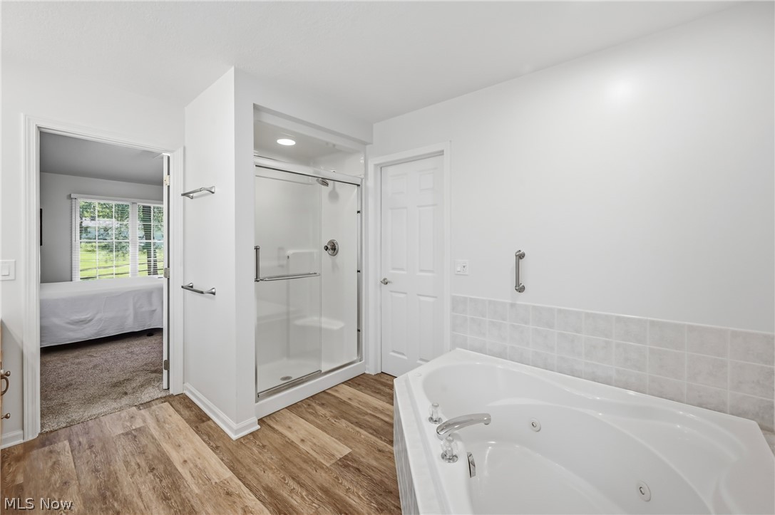 220 Blue Winged Warren OH 44484