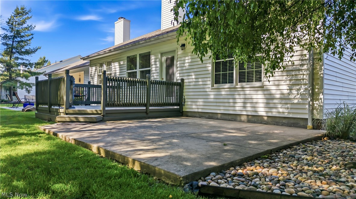 220 Blue Winged Warren OH 44484