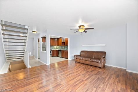 9047 Patriot Drive Streetsboro OH 44241