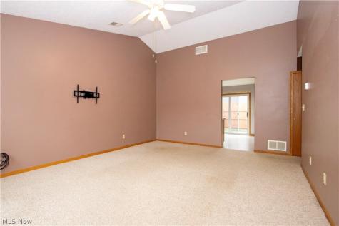 1090 Mindy Lane Wooster OH 44691
