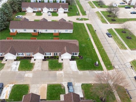 1090 Mindy Lane Wooster OH 44691