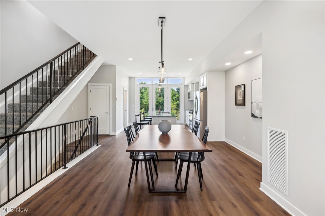 11225 N Park Place Cleveland OH 44104