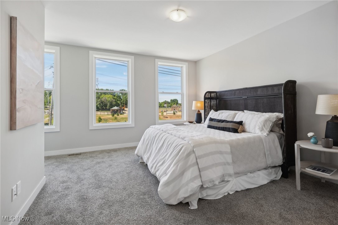 11225 N Park Place Cleveland OH 44104