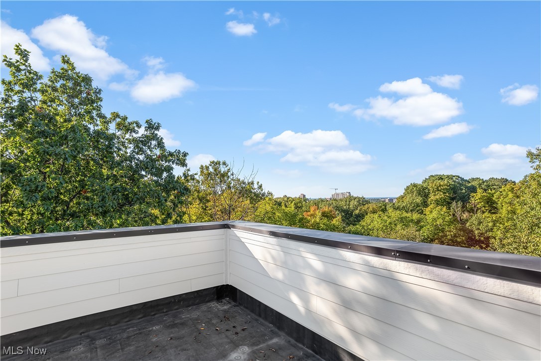 11225 N Park Place Cleveland OH 44104