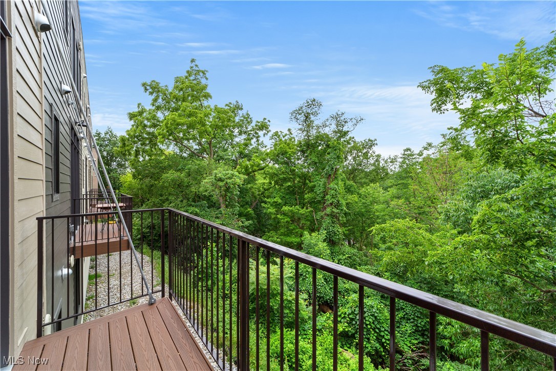 11225 N Park Place Cleveland OH 44104