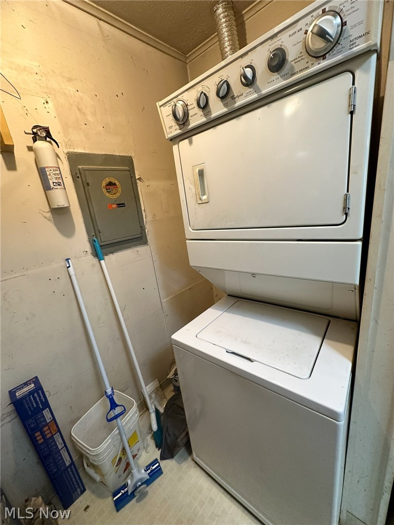 2551 Royal County Down Uniontown OH 44685