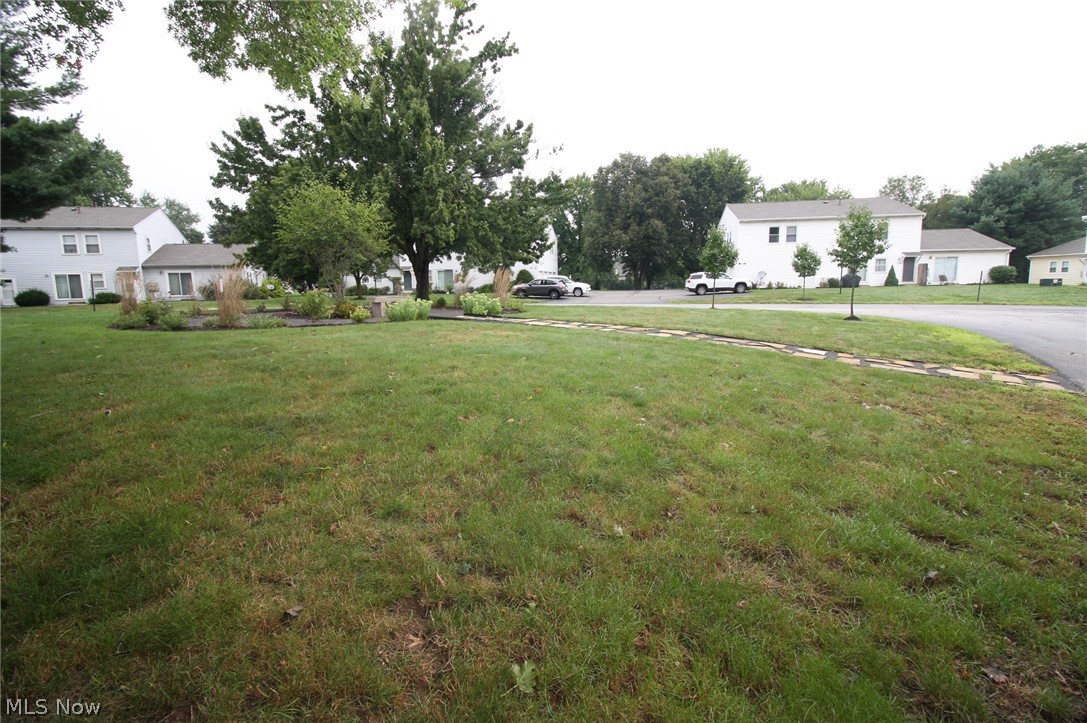 2551 Royal County Down Uniontown OH 44685