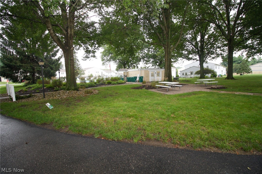 2551 Royal County Down Uniontown OH 44685