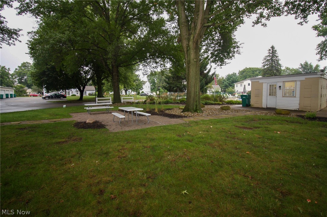 2551 Royal County Down Uniontown OH 44685