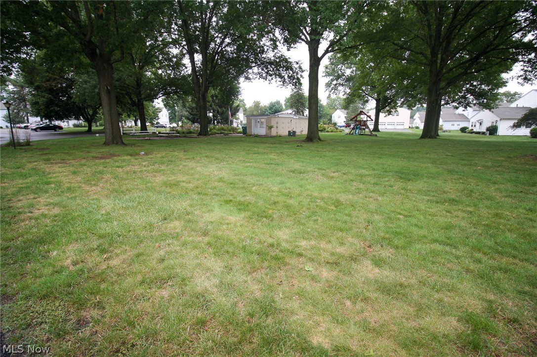 2551 Royal County Down Uniontown OH 44685