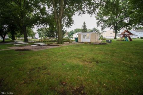 2551 Royal County Down Uniontown OH 44685