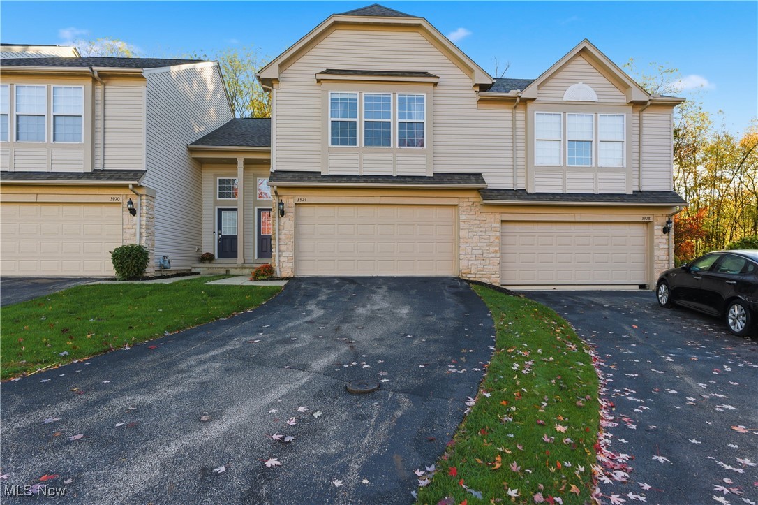 Akron OH, 3974 Gardiner Run