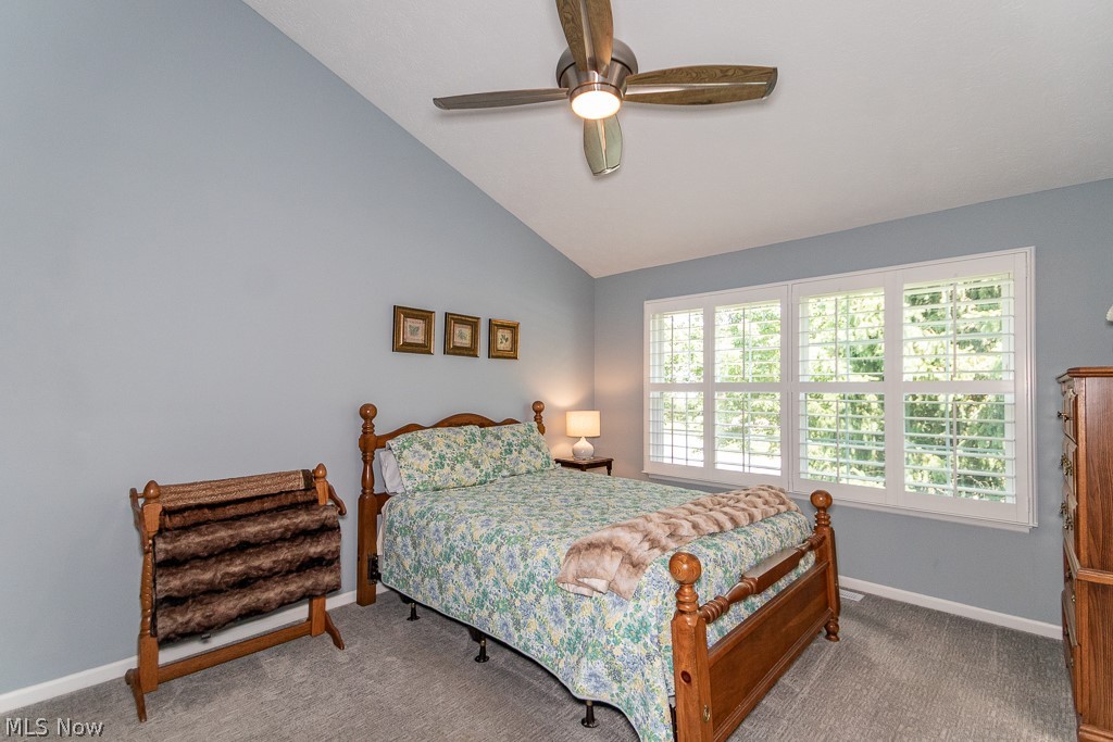 118 Kensington Court Aurora OH 44202