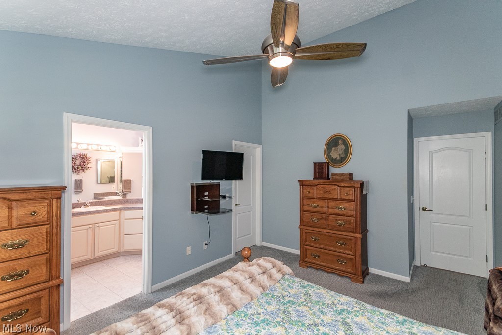 118 Kensington Court Aurora OH 44202