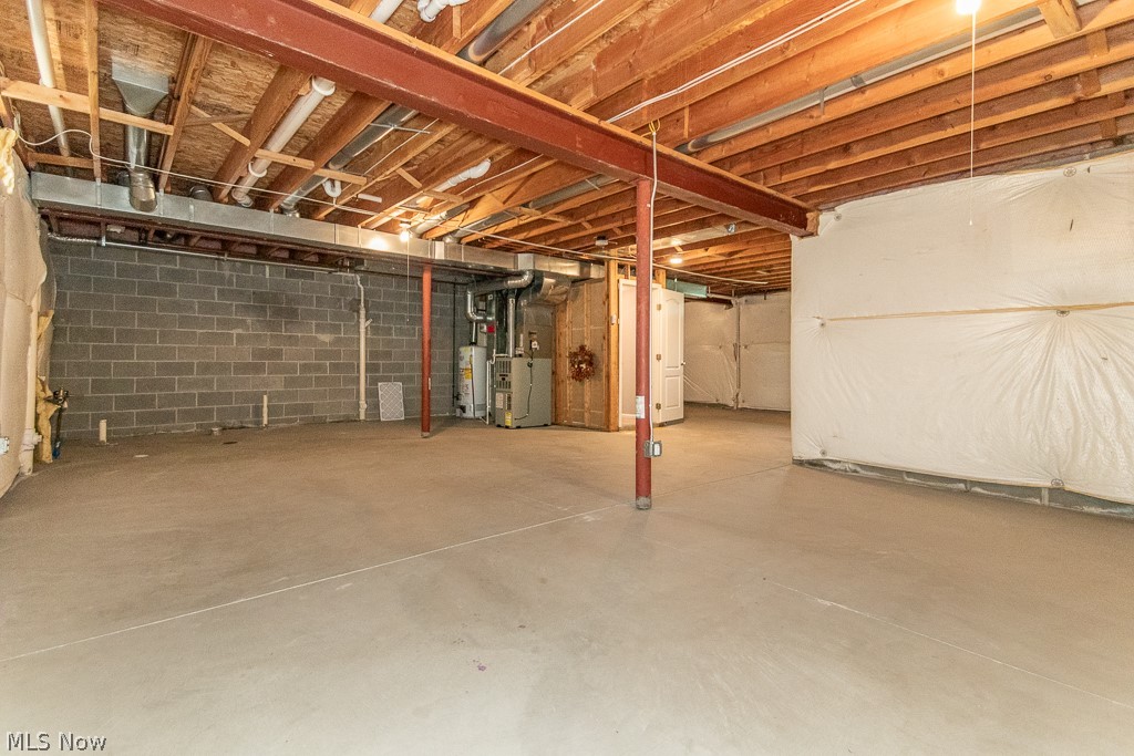 118 Kensington Court Aurora OH 44202