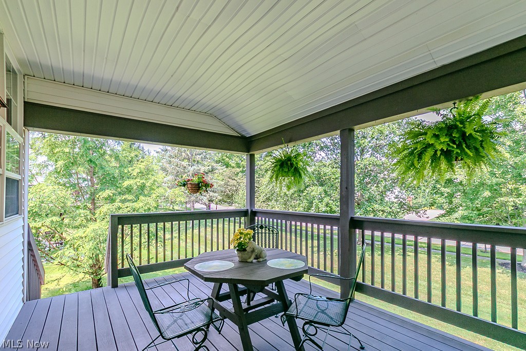 118 Kensington Court Aurora OH 44202