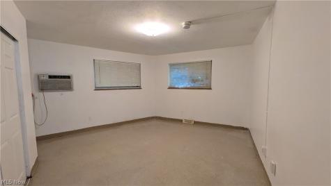 21860 River Oaks Drive Rocky River OH 44116