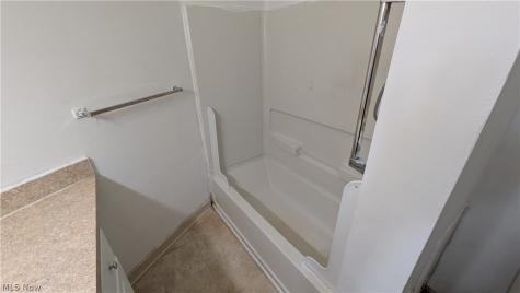 21860 River Oaks Drive Rocky River OH 44116