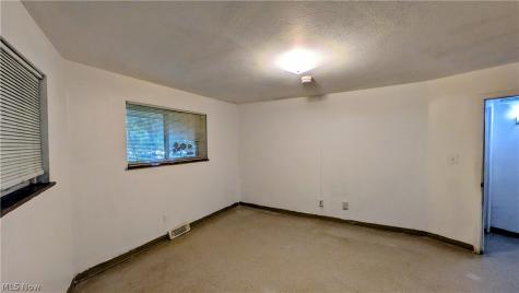 21860 River Oaks Drive Rocky River OH 44116