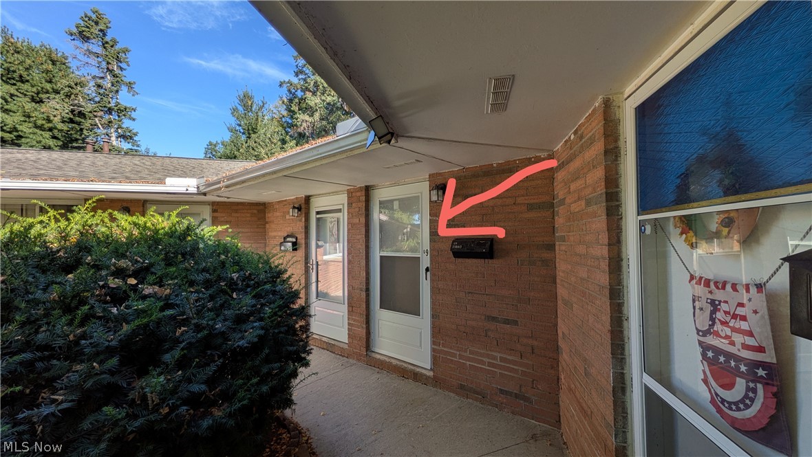 21860 River Oaks Drive Rocky River OH 44116