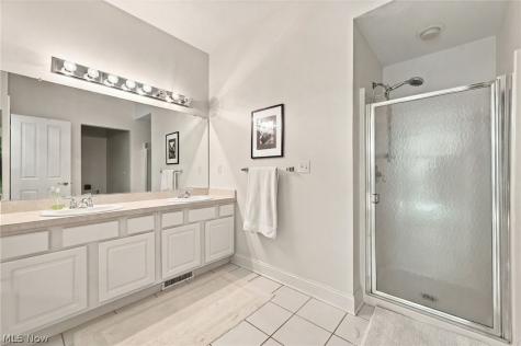 210 Rosebury Court Mayfield Heights OH 44124