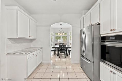 210 Rosebury Court Mayfield Heights OH 44124