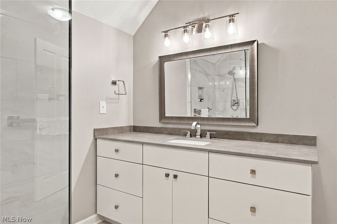 210 Rosebury Court Mayfield Heights OH 44124