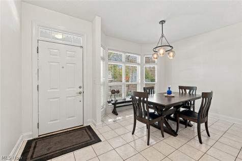 210 Rosebury Court Mayfield Heights OH 44124