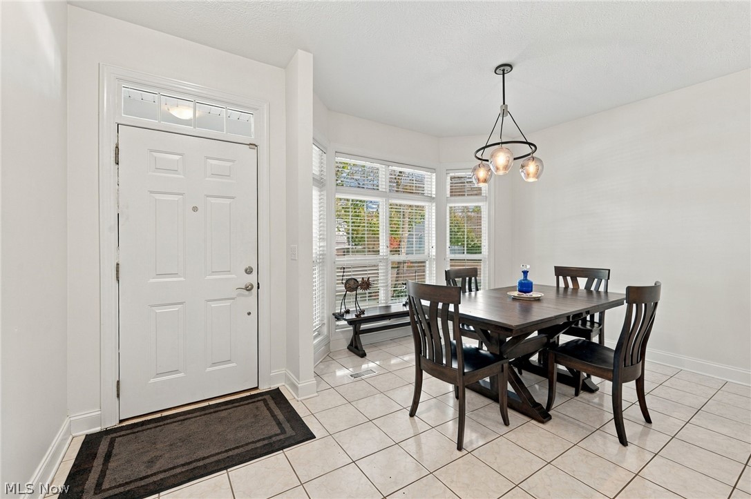 210 Rosebury Court Mayfield Heights OH 44124