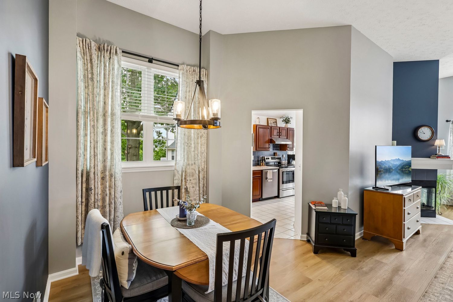 23 Vista Circle North Olmsted OH 44070