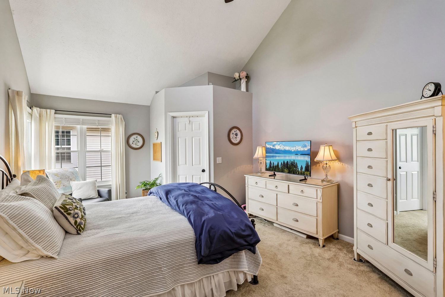 23 Vista Circle North Olmsted OH 44070