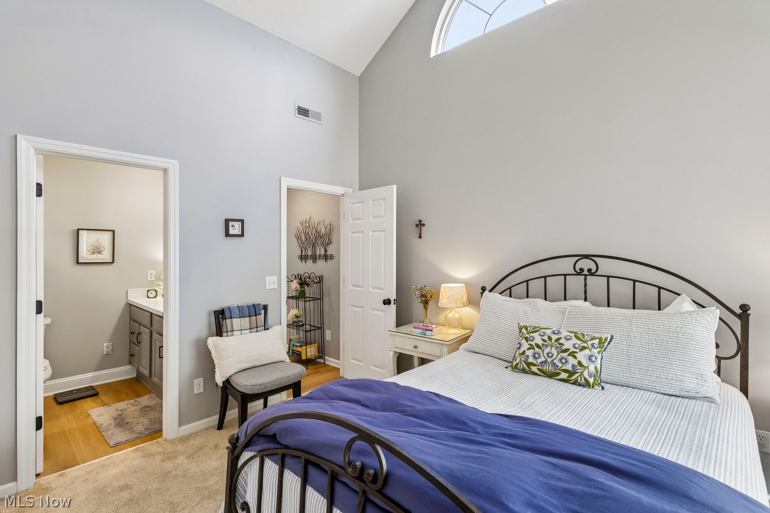 23 Vista Circle North Olmsted OH 44070