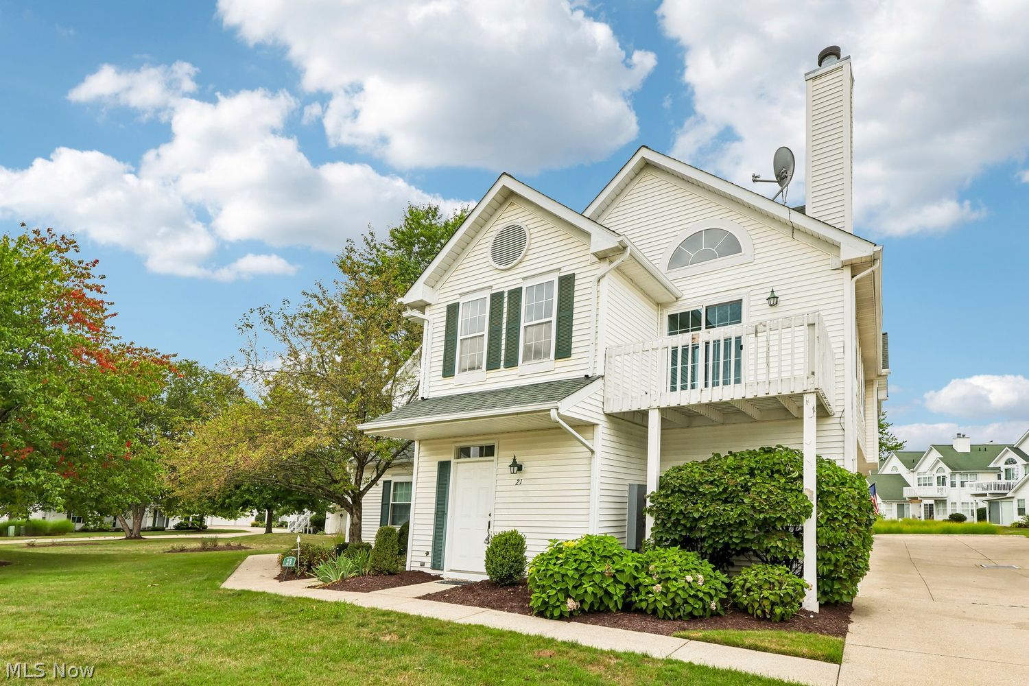 23 Vista Circle North Olmsted OH 44070