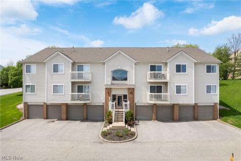 1435 Buckingham Gate D Boulevard Cuyahoga Falls OH 44221