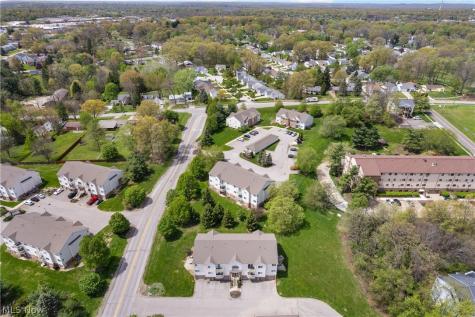 1435 Buckingham Gate D Boulevard Cuyahoga Falls OH 44221