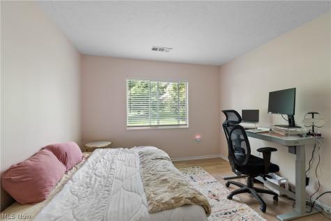 1435 Buckingham Gate D Boulevard Cuyahoga Falls OH 44221
