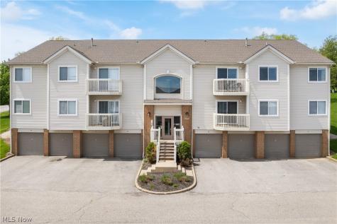 1435 Buckingham Gate D Boulevard Cuyahoga Falls OH 44221