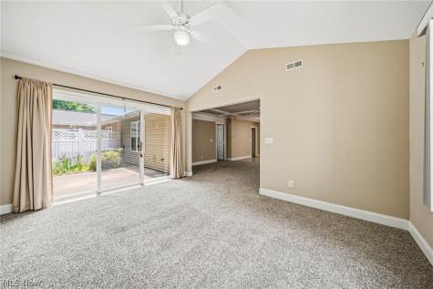 747 Rivers Edge Lane Painesville OH 44077