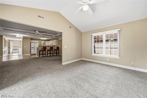 747 Rivers Edge Lane Painesville OH 44077