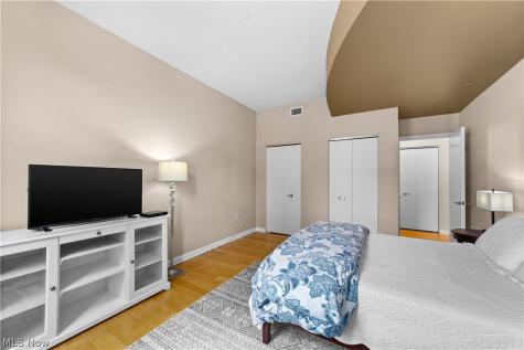 2079 Random Road Cleveland OH 44106
