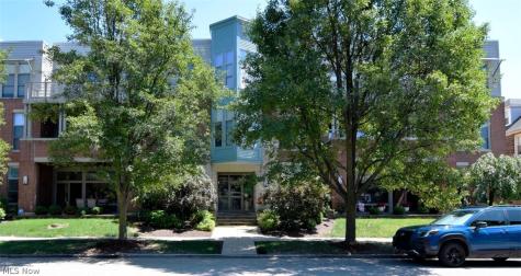 2079 Random Road Cleveland OH 44106