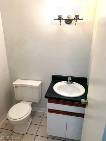 512 Turnberry Lane Richmond Heights OH 44143