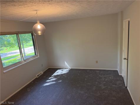 512 Turnberry Lane Richmond Heights OH 44143