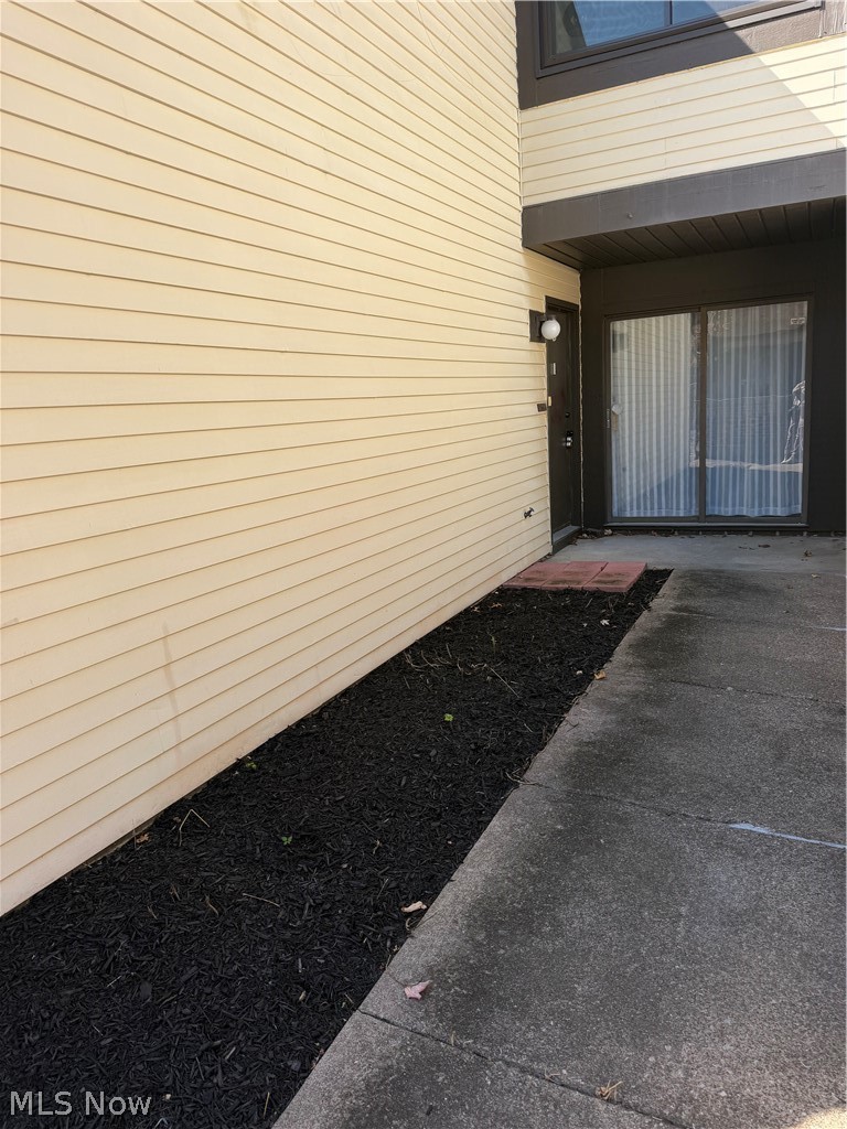 512 Turnberry Lane Richmond Heights OH 44143